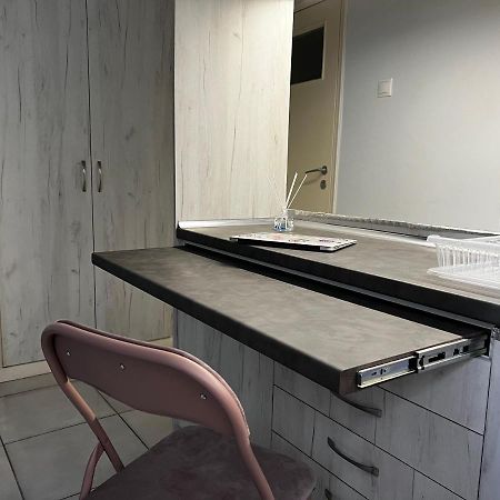 Budget Private Room In The Center Atena Exterior foto
