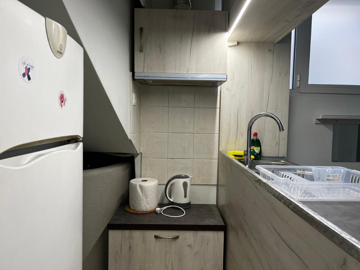 Budget Private Room In The Center Atena Exterior foto