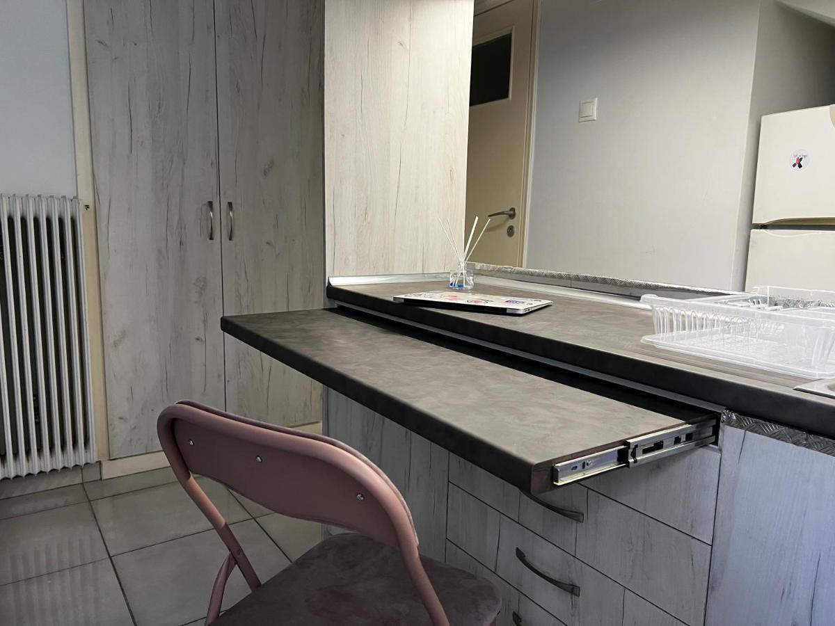 Budget Private Room In The Center Atena Exterior foto