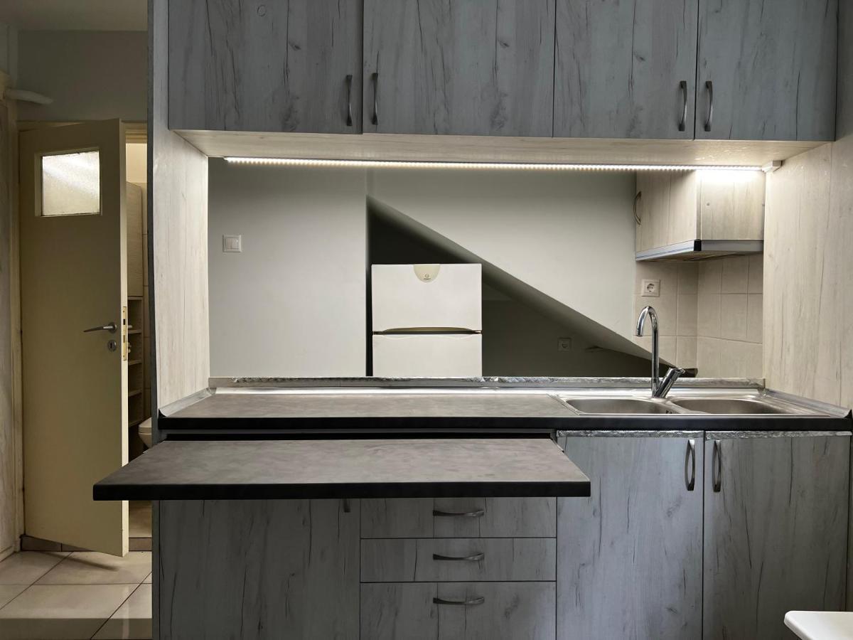 Budget Private Room In The Center Atena Exterior foto